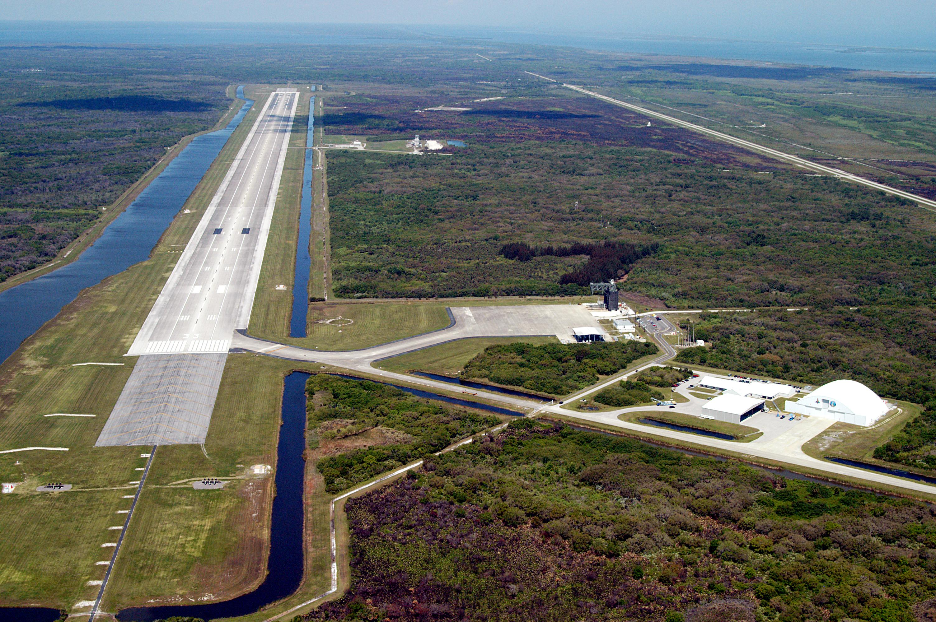 NASA Space Shuttle Runway Gets New Life as Commercial Spaceport
